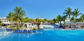 Where can you find reviews on Cayo Coco resorts?
